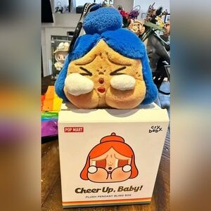 Popmart crybaby pendant